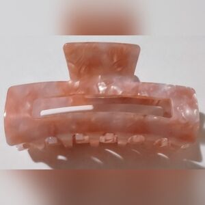 Elegant Pink Hair Claw Clip